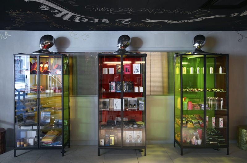 Mama Shelter by Philippe Starck-11