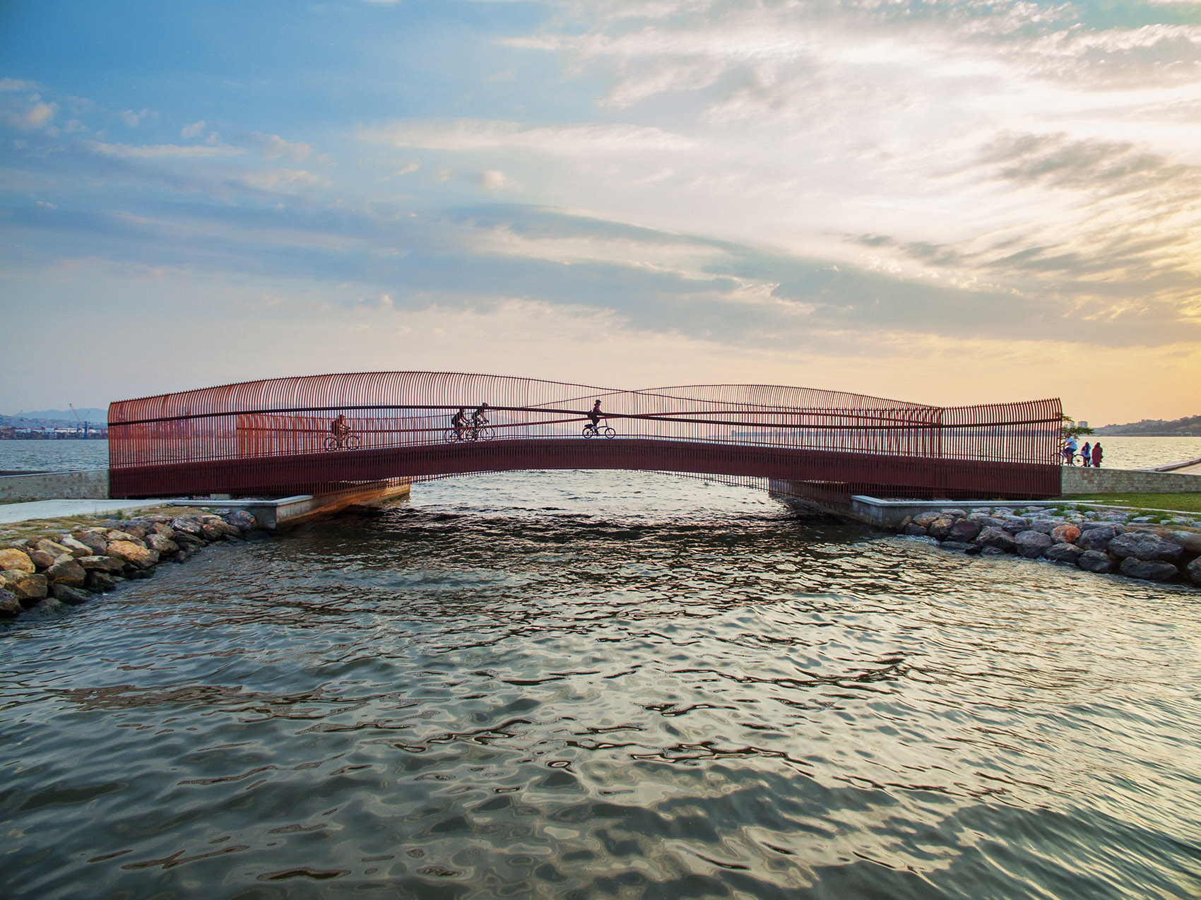 Bayraklı海港人行桥,土耳其 / Notarchitects + Notmimarlik-15