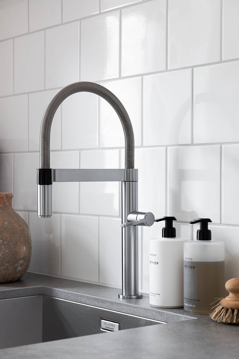 斯德哥尔摩 44 平米雅致小公寓，极简设计放大空间-10