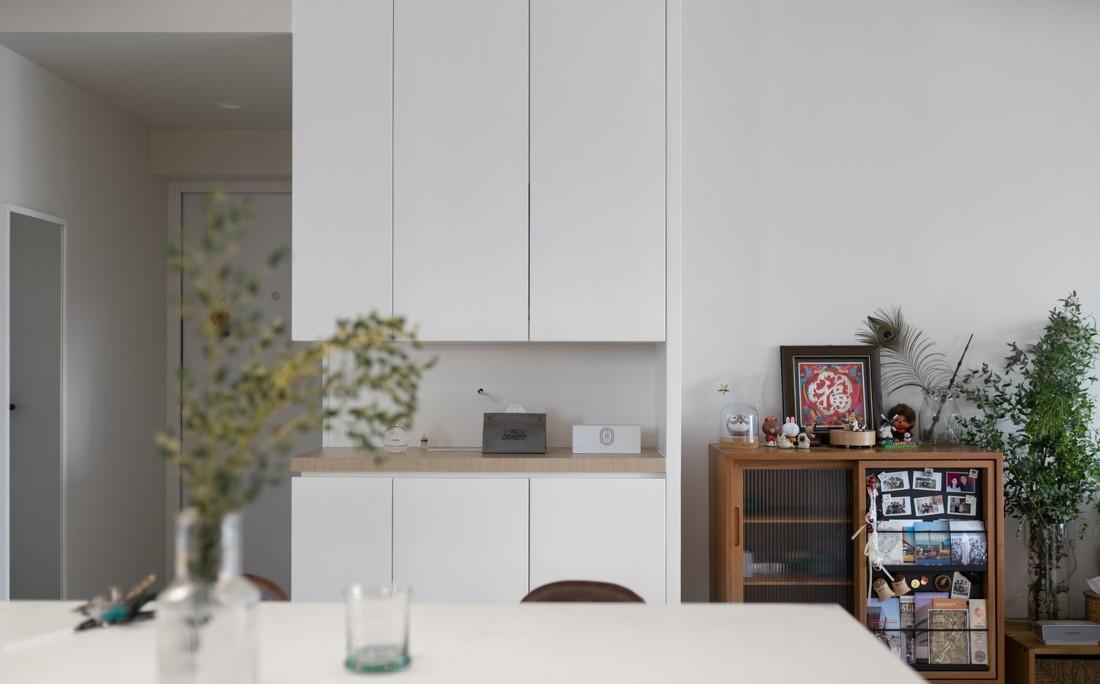 平层诗意栖居 | 灰阶 X 木色打造舒适五口之家-26