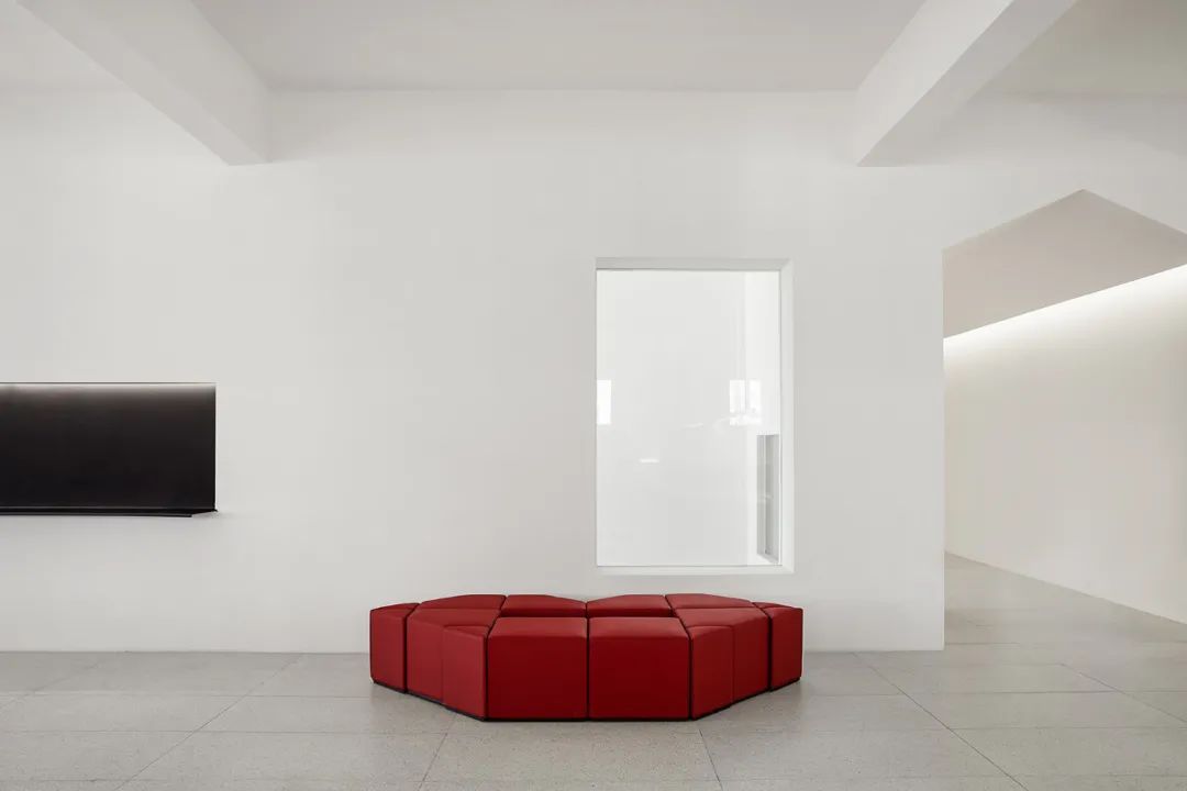 几何秩序中的创意空间——QI STUDIO 白墙之下-35