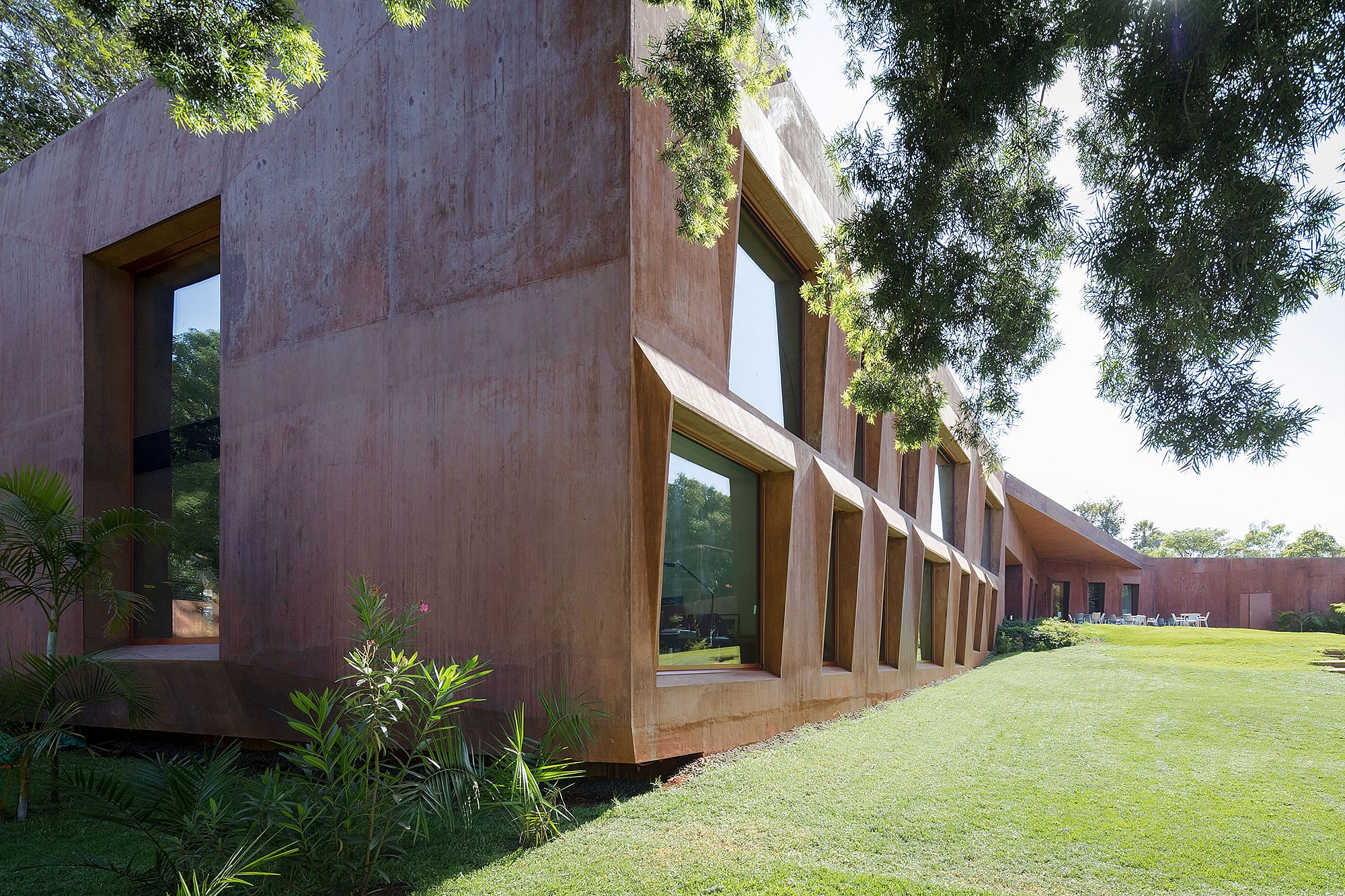 肯尼亚内罗毕新瑞士大使馆丨Roeoesli & Maeder Architects（ro.ma）-26