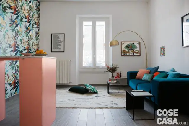 米兰独特公寓 | exotic wallpaper 和 pink 厨房的个性设计-1