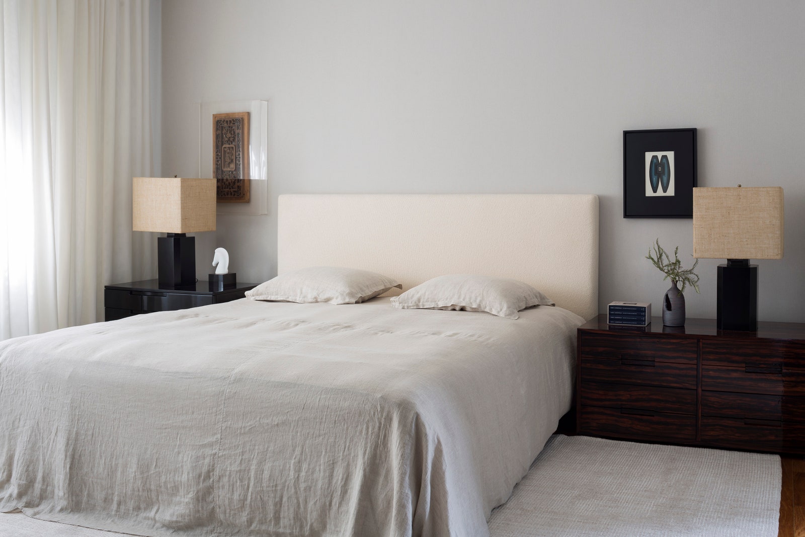 巴西设计师的极简主义公寓设计-23