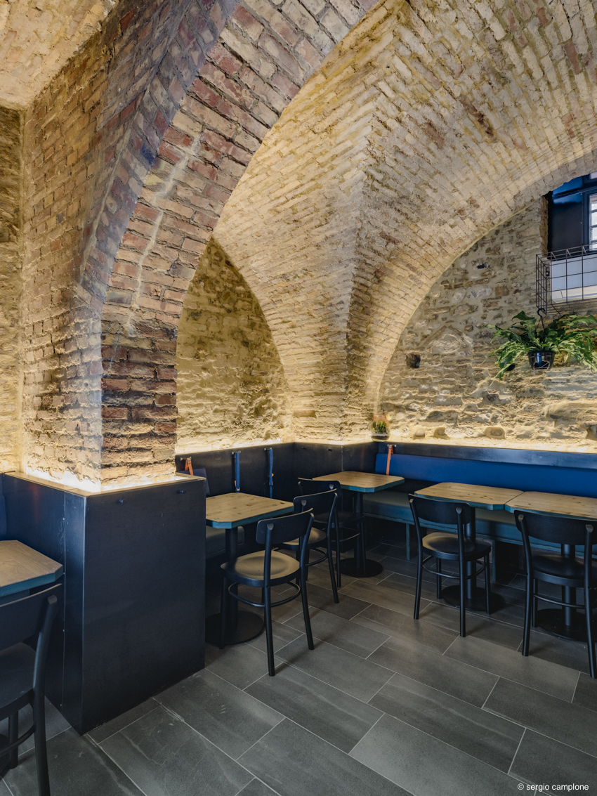 意大利海滨酒馆 Vinstrò 室内设计-26