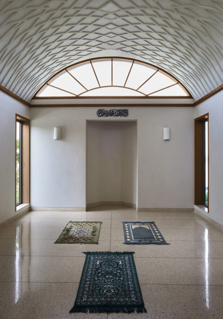 悬崖上的房子丨FADD Studio-14