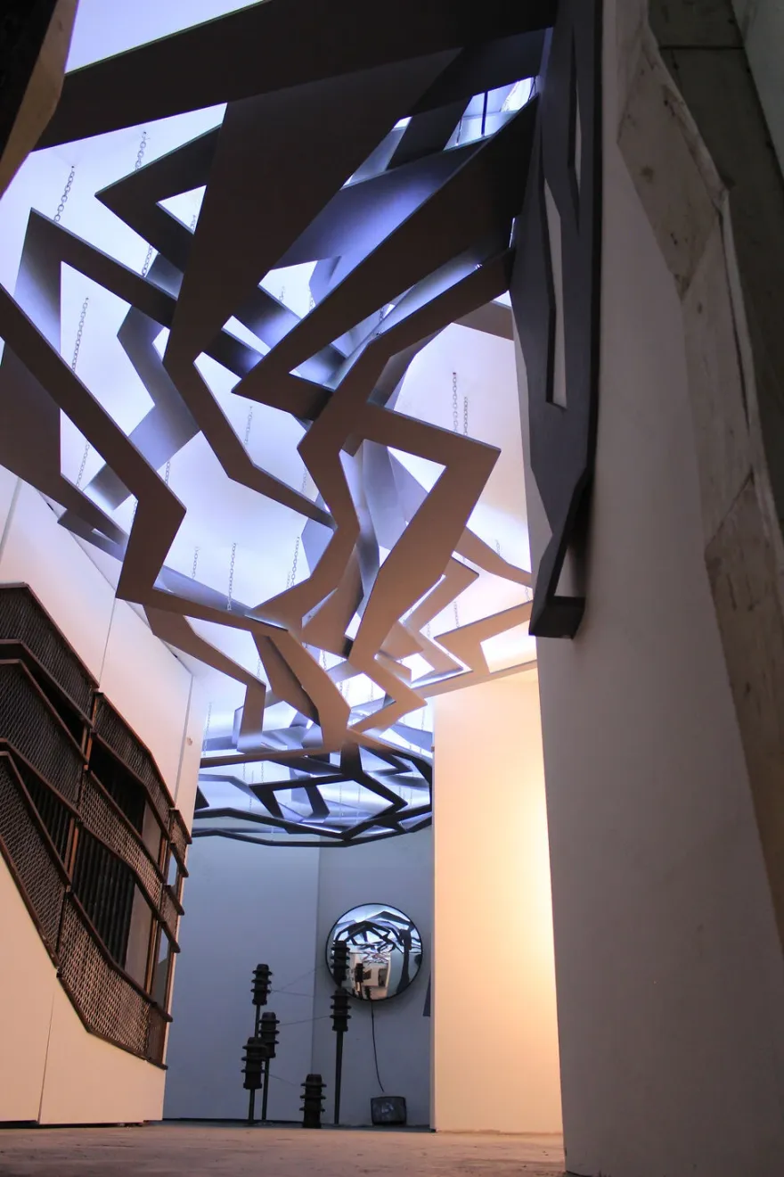 伊朗德黑兰“战斗”办公室设计-7