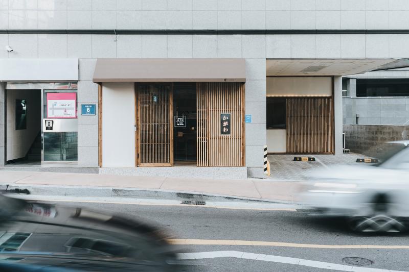 十九平米卡莱餐厅，独特双层结构提升空间利用-2