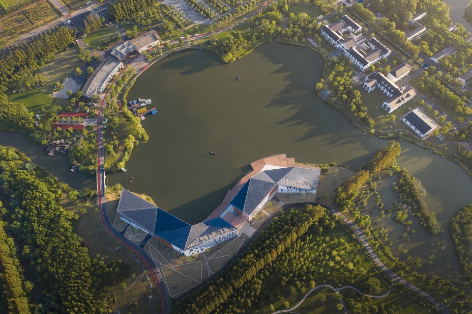 上海长兴岛郊野公园游客中心——自然与人文的和谐共生-15