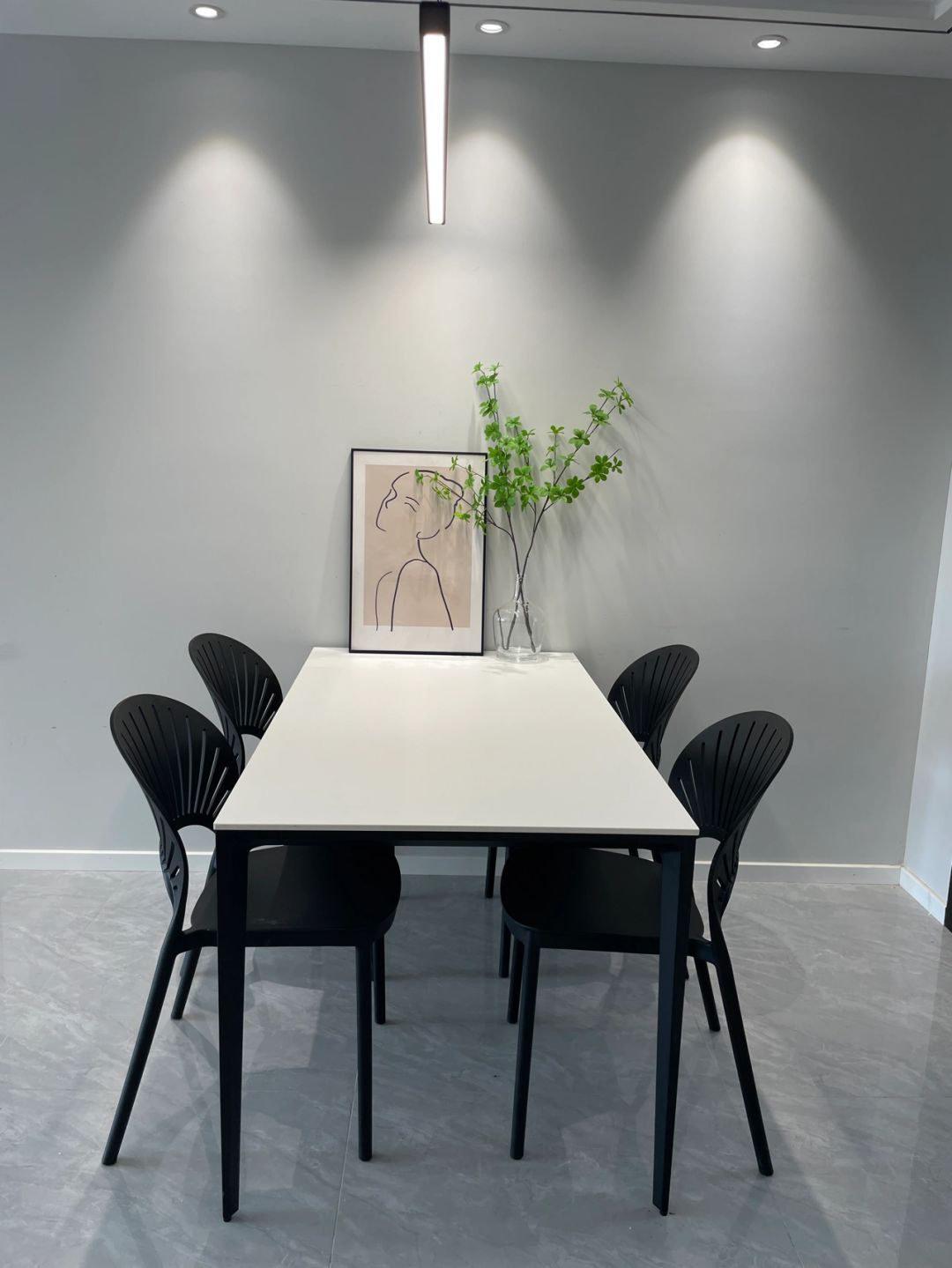 黑白灰现代简约风空间设计-7