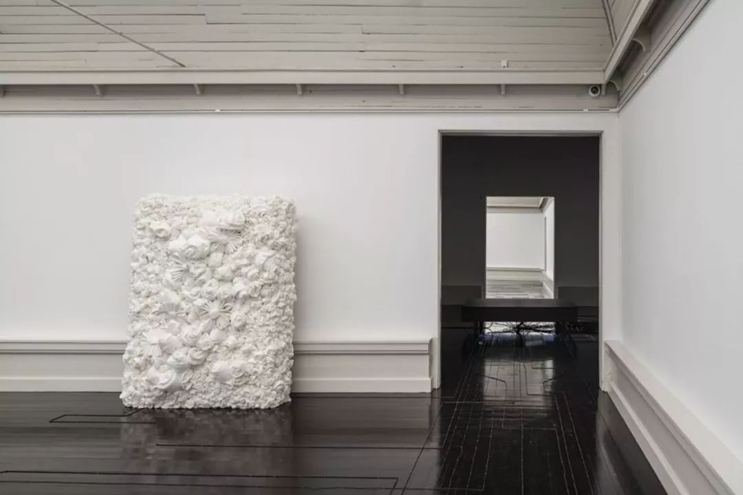 哥本哈根“我不想活,我不想死”艺术装置解读-17