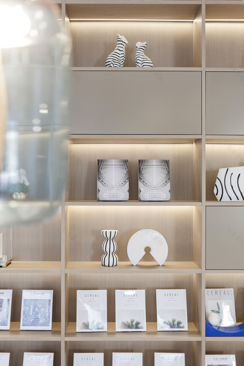 长乐悦龙门售楼处 | 自然与都市的和谐交融-10