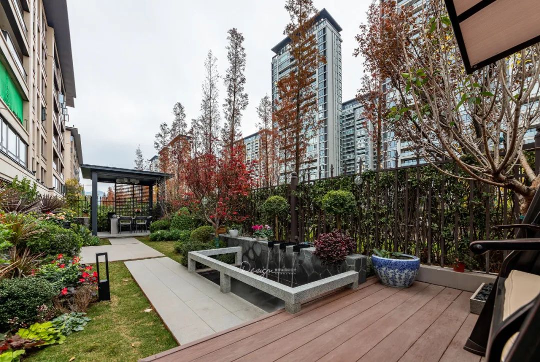 现代时尚的 280㎡小院私宅丨罗太翔,于倩-16