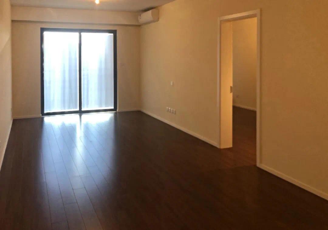 
两步改动 精装四房大变身 -3