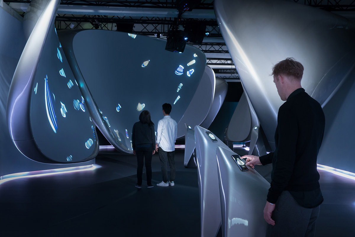 无界之美 | 三星 S8 与扎哈·哈迪德建筑事务所的米兰设计周合作-8