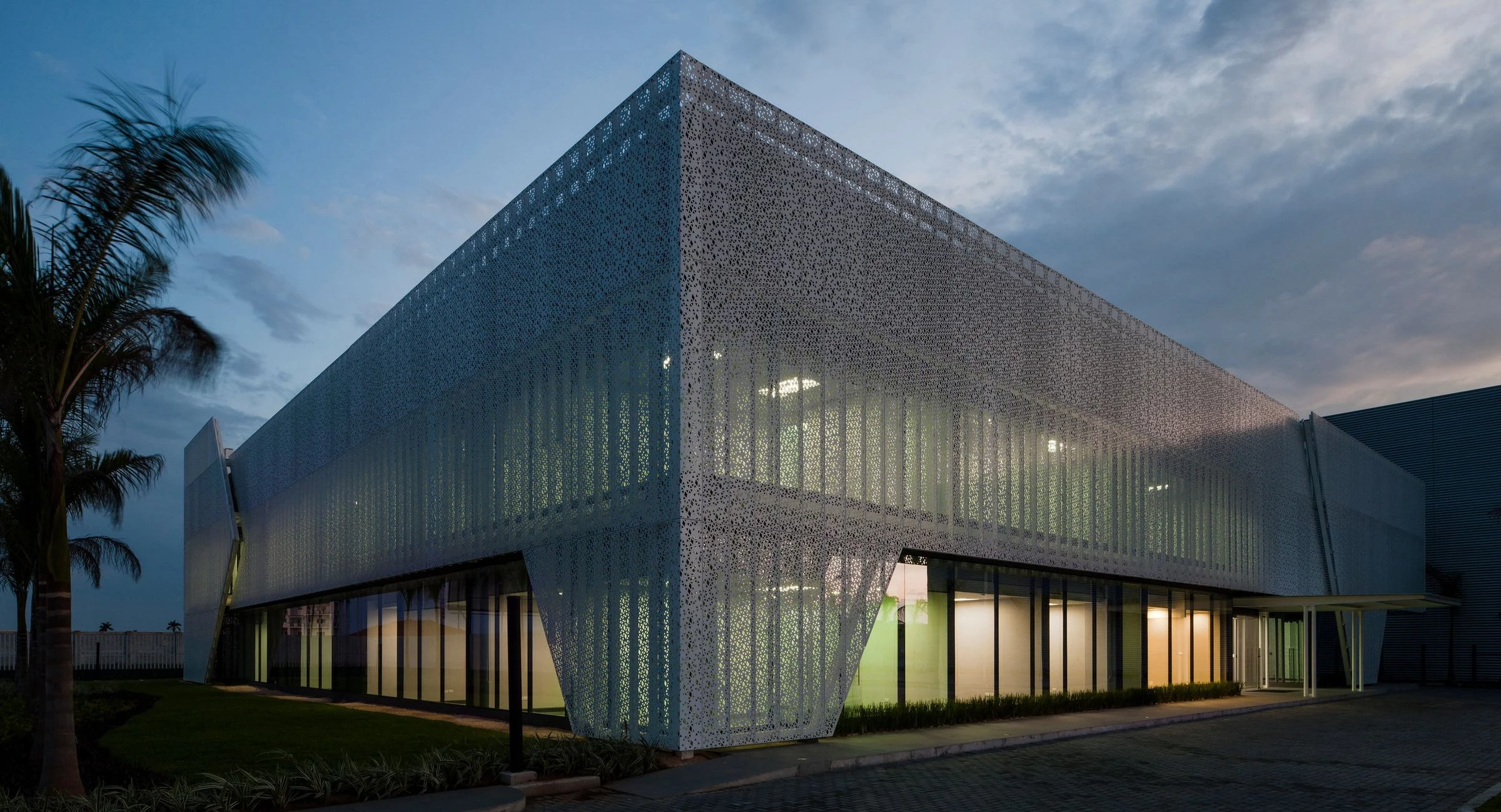 巴拿马钻石交易所-12