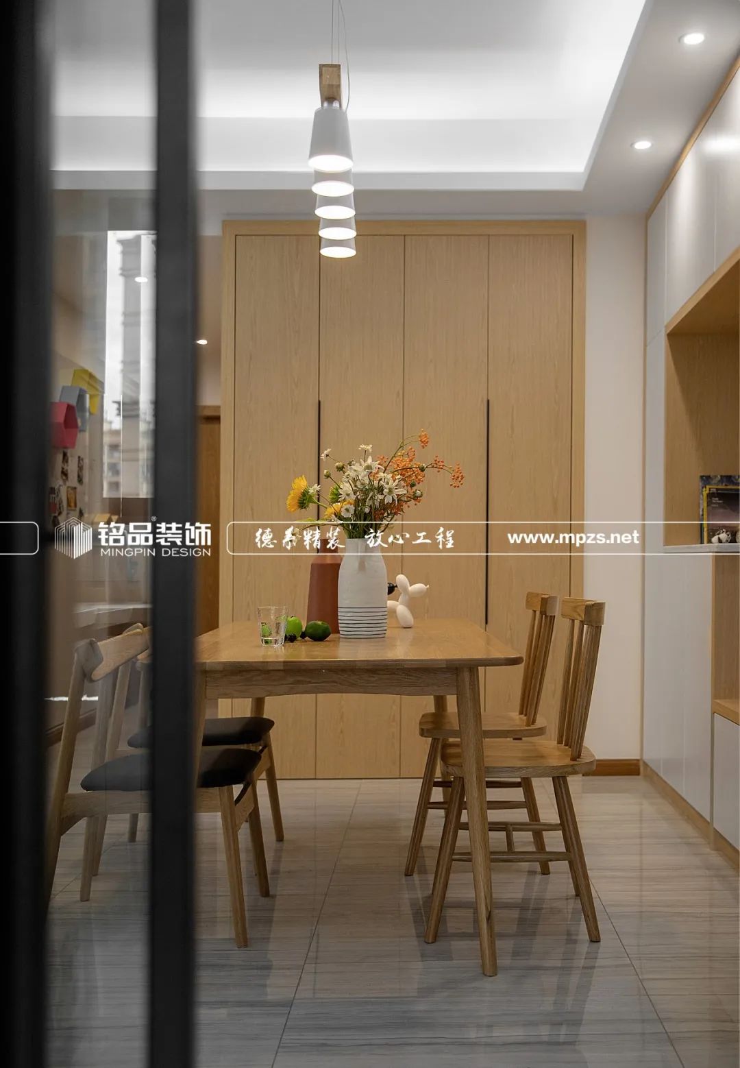 《甜野男孩》丁真风北欧家居,自然原木的诗意空间-45