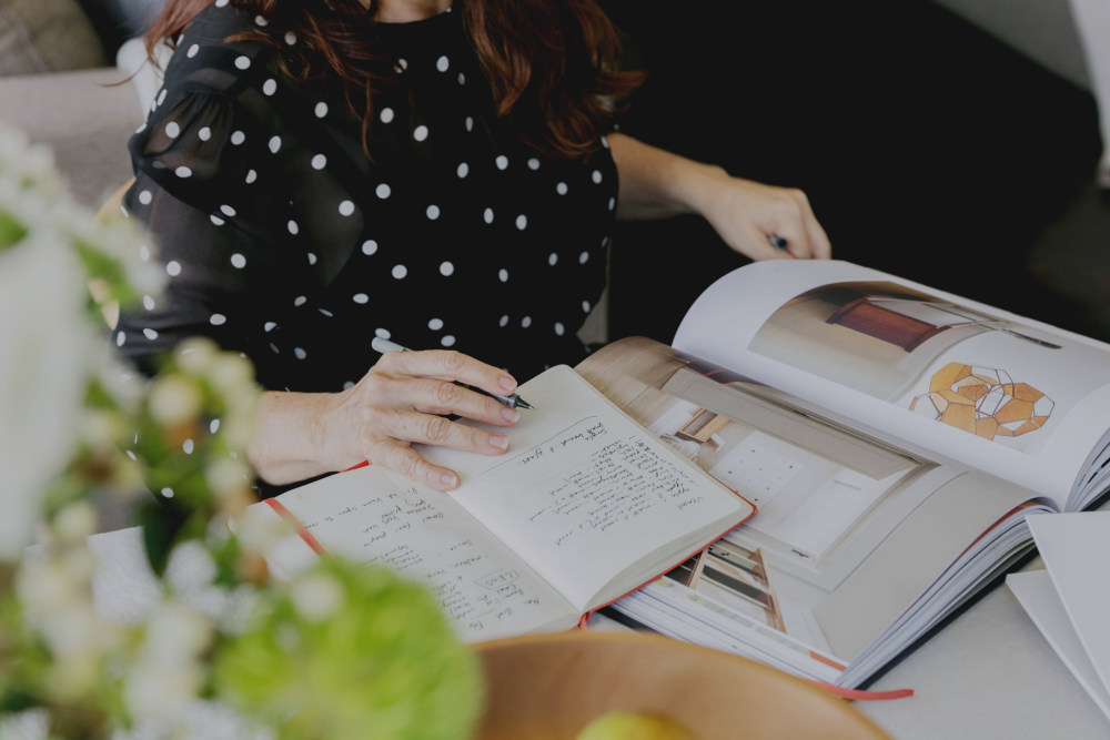 新西兰现代主义山坡之家-23