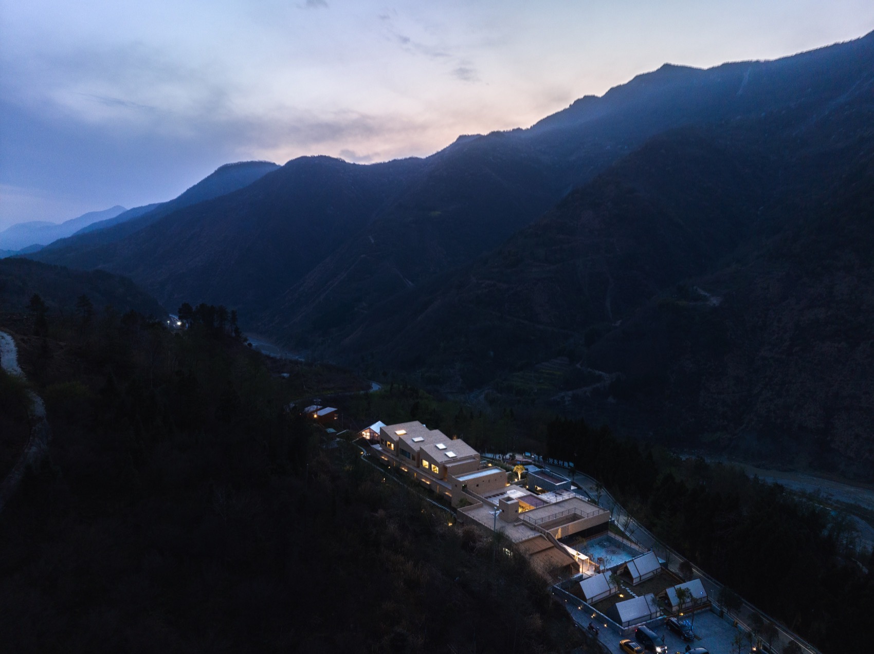 器物之间与赋象见意：四川平武·梅宿之言 / 小隐建筑-50