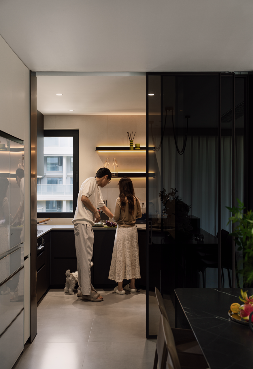 收集、动漫、电竞，这对情侣在极简世界里填充出灵动日常-47