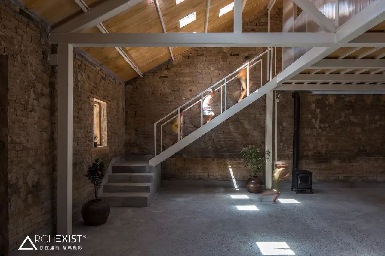 南院--喀斯特群山环抱中最后一间老宅的新生 | 穆威+周超-30