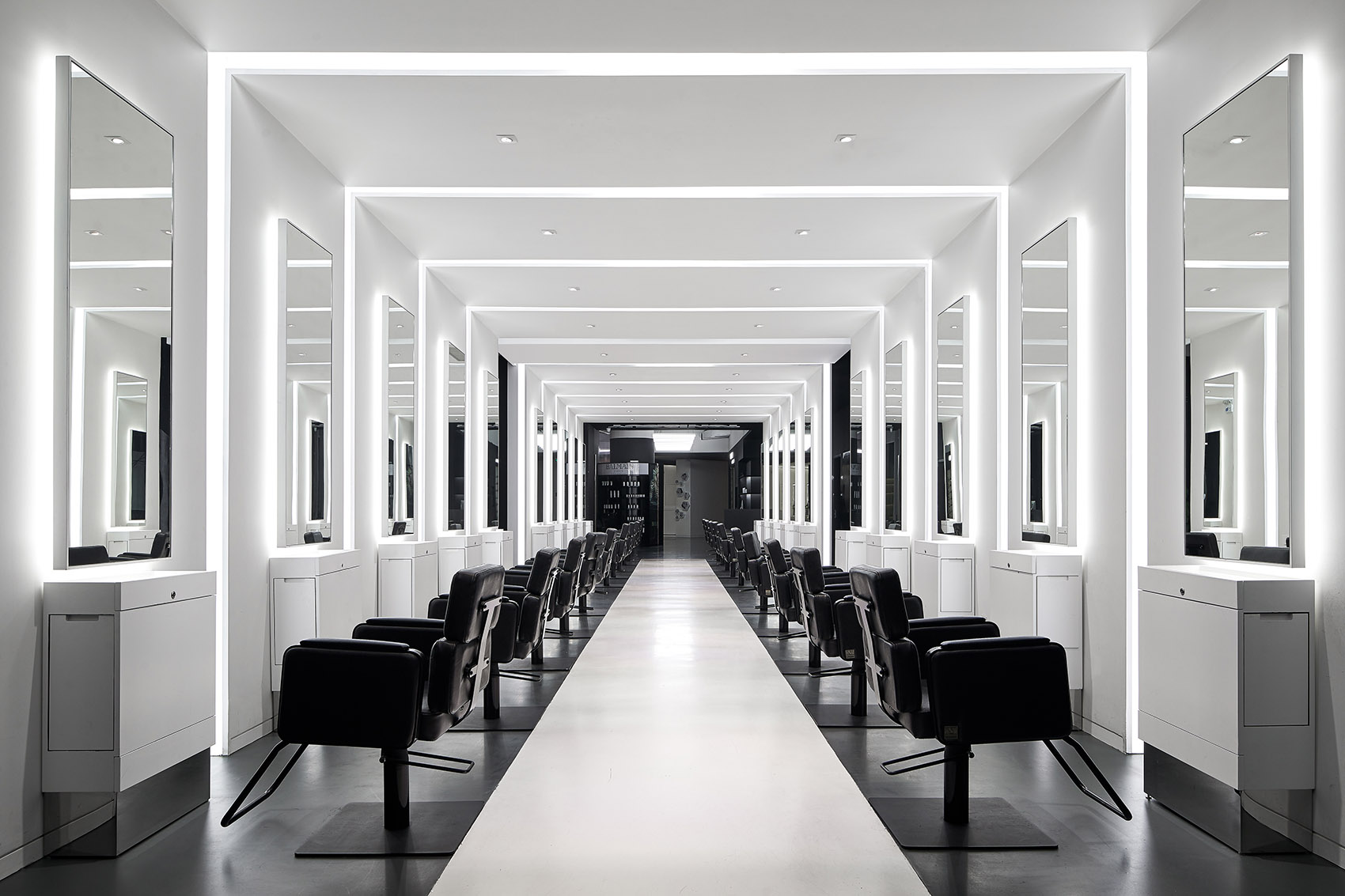 杭州TONI&GUY来福士广场店 / Studio 8-21