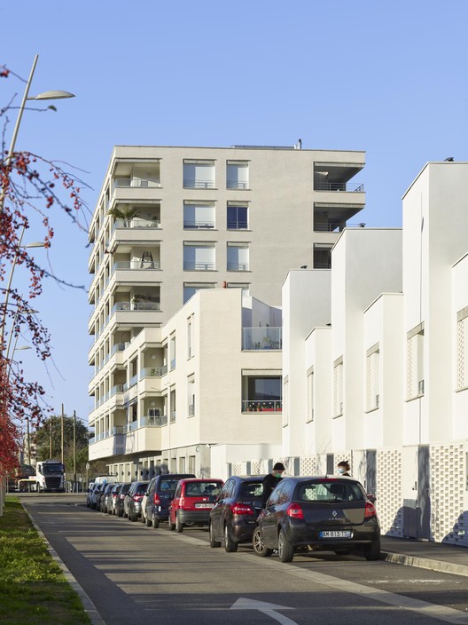 法国 Blagnac 城市住宅区运动主题设计丨Taillandier Architectes Associés-17