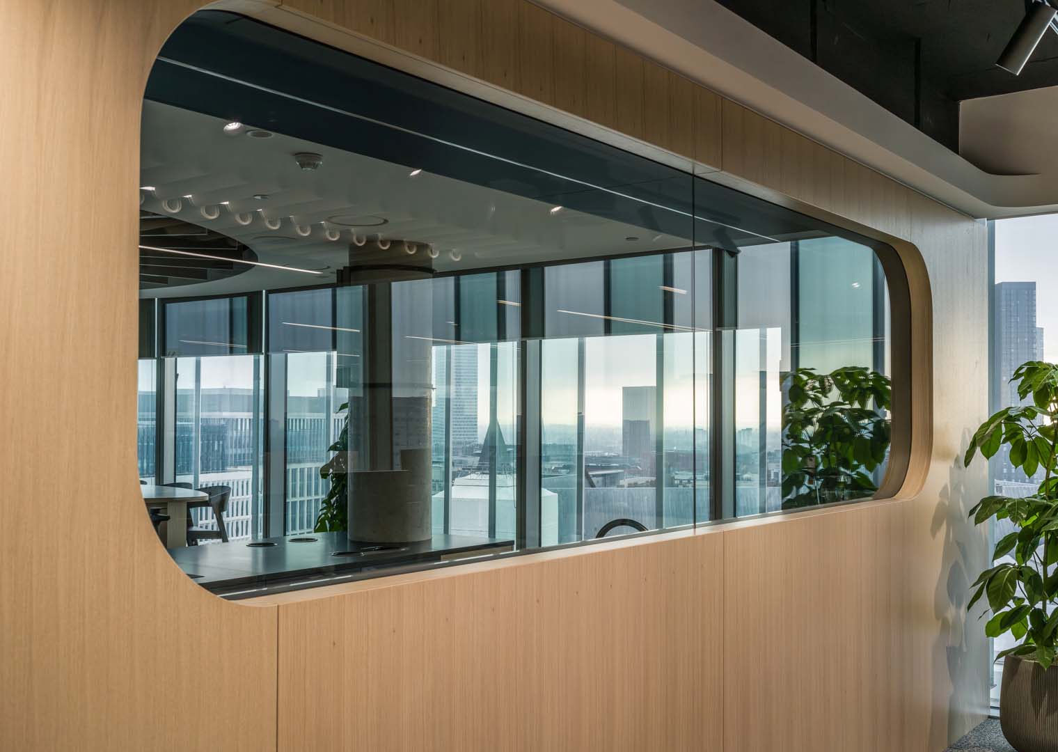 丨英国曼彻斯特丨SpaceInvader-8