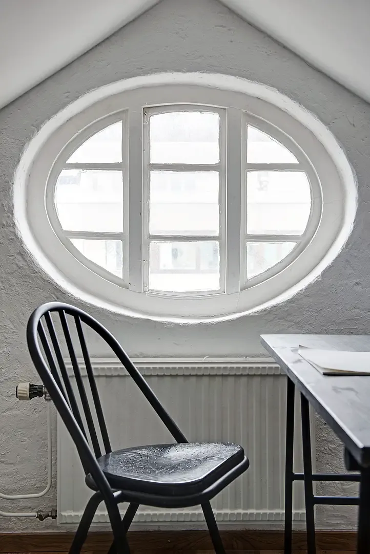 玫瑰楼阁,穿越时光的"牛眼窗"魅力-9