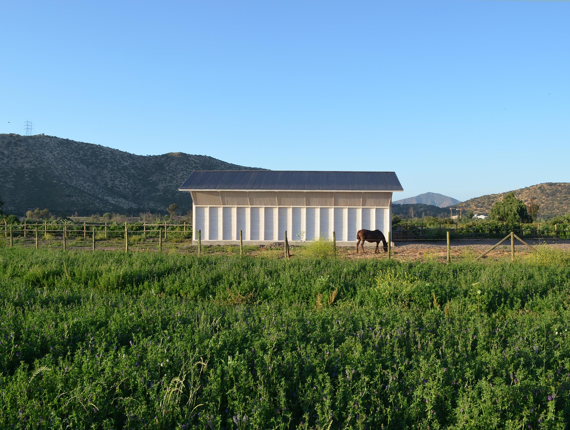 El Tranque Barn / José Ignacio Valdivieso-10