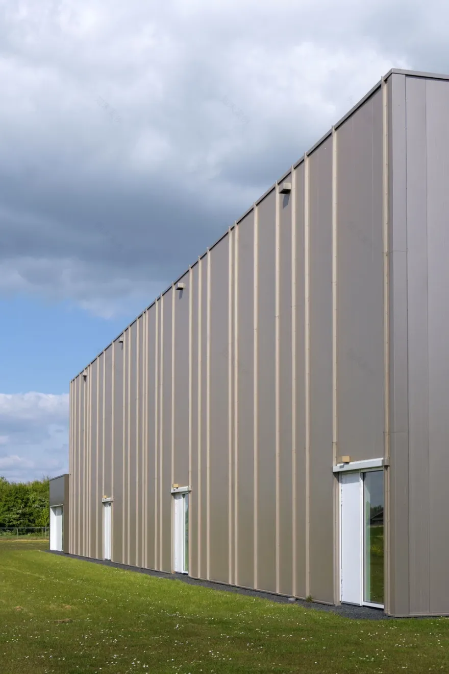 多功能运动馆 Maurik丨荷兰丨Slangen + Koenis Architecten-30