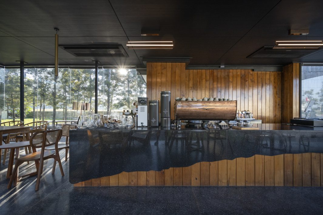 Paragraph cafe&eatery แวะพักรถกับคาเฟ่ในปั๊มน้ำมัน จังหวัดเชียงราย - room-6