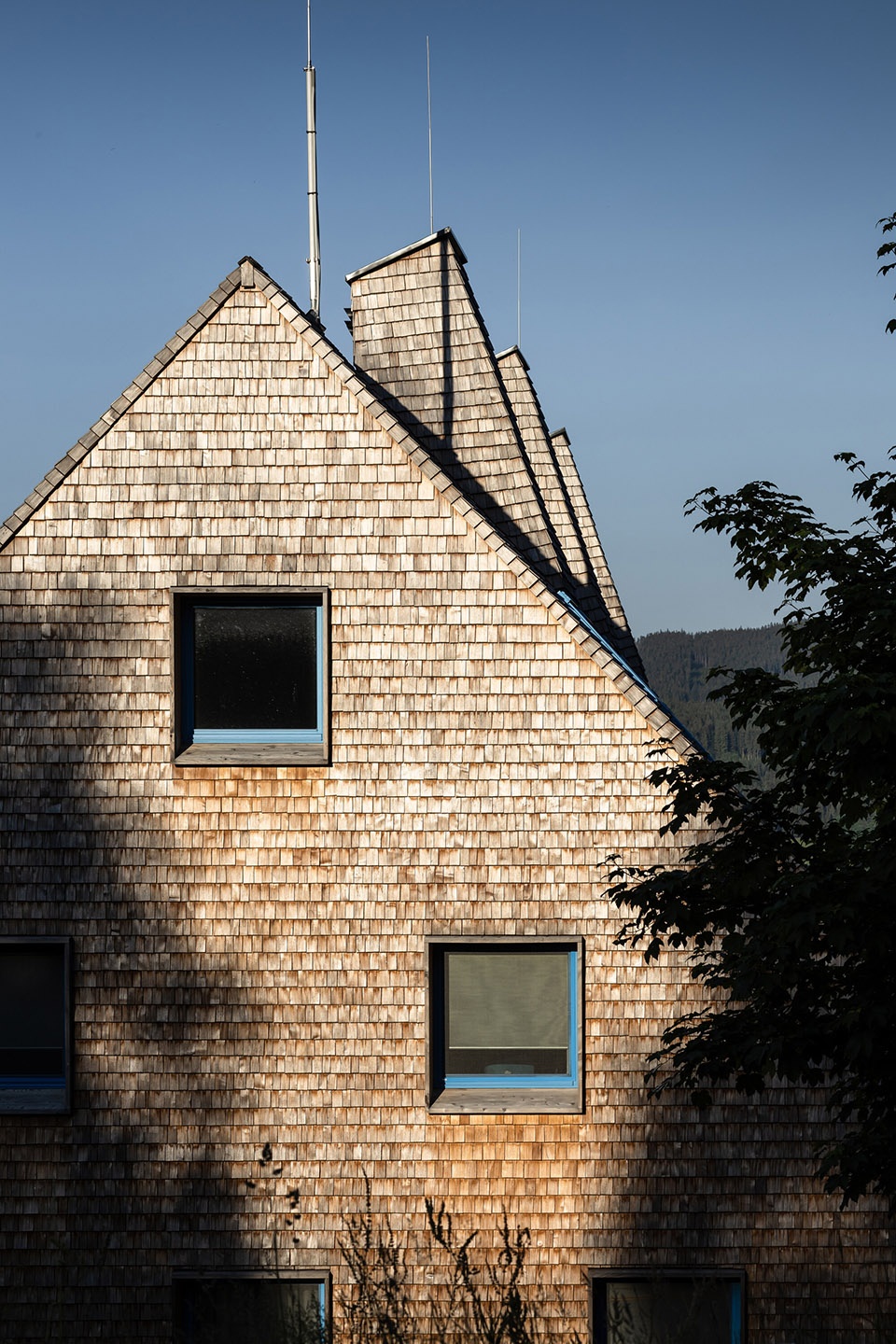 Filipovice 公寓楼,捷克 / CL3 极简主义与传统山墙的完美融合-25