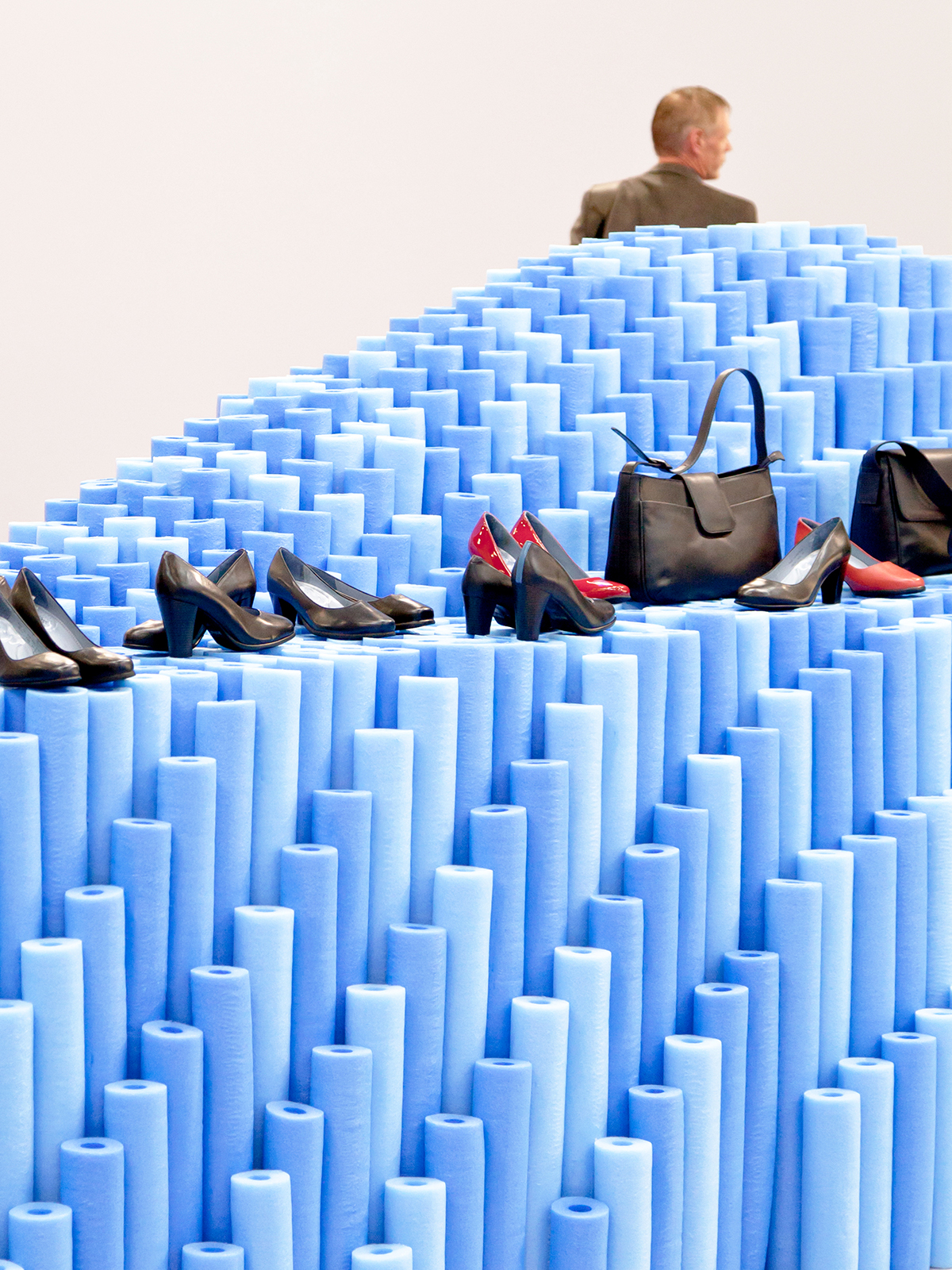 云端漫步·LIKEarchitects 打造的 Skypro 鞋子展台-17