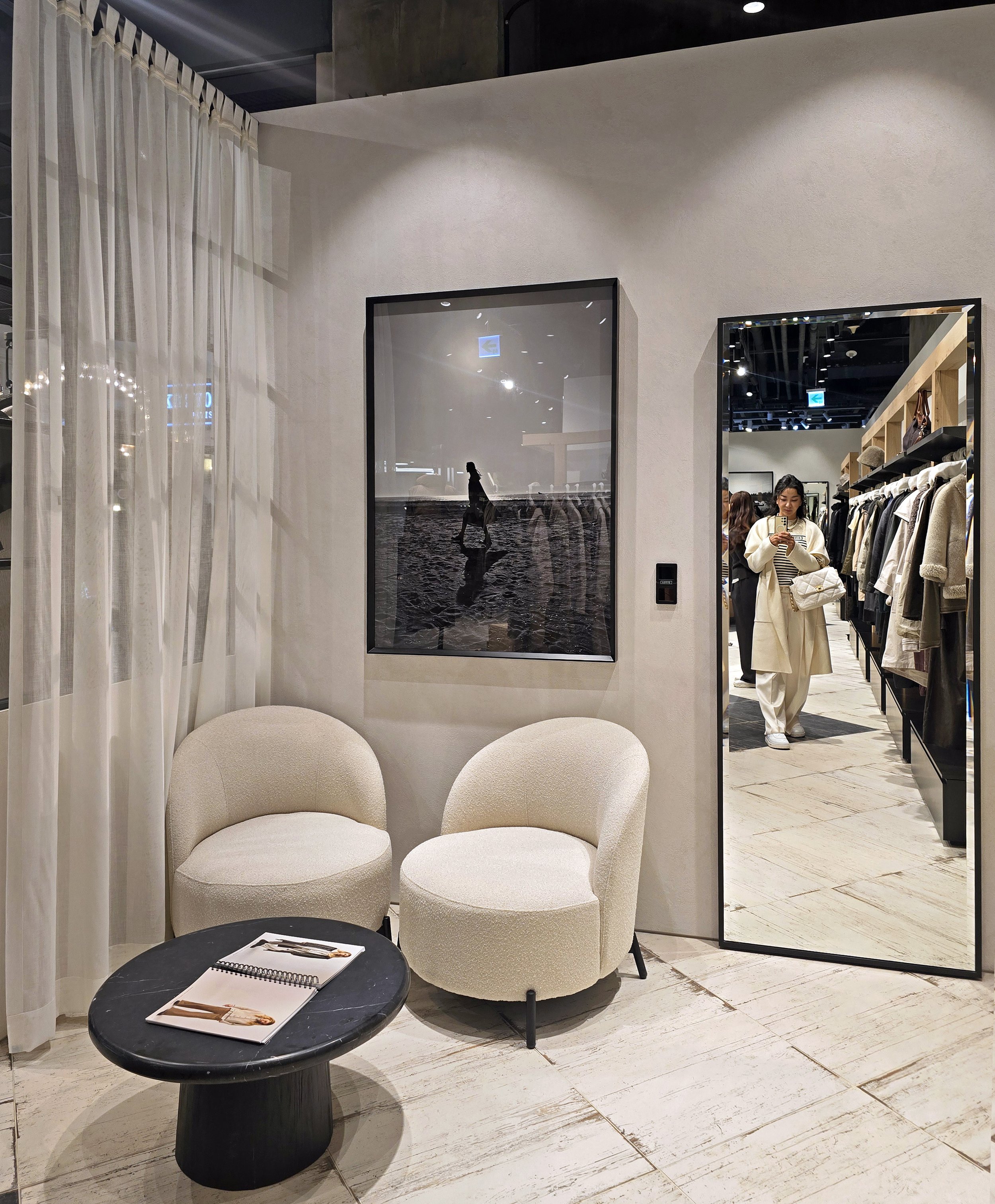 transit store in lotte avenuel jamsil — hjl studio-33