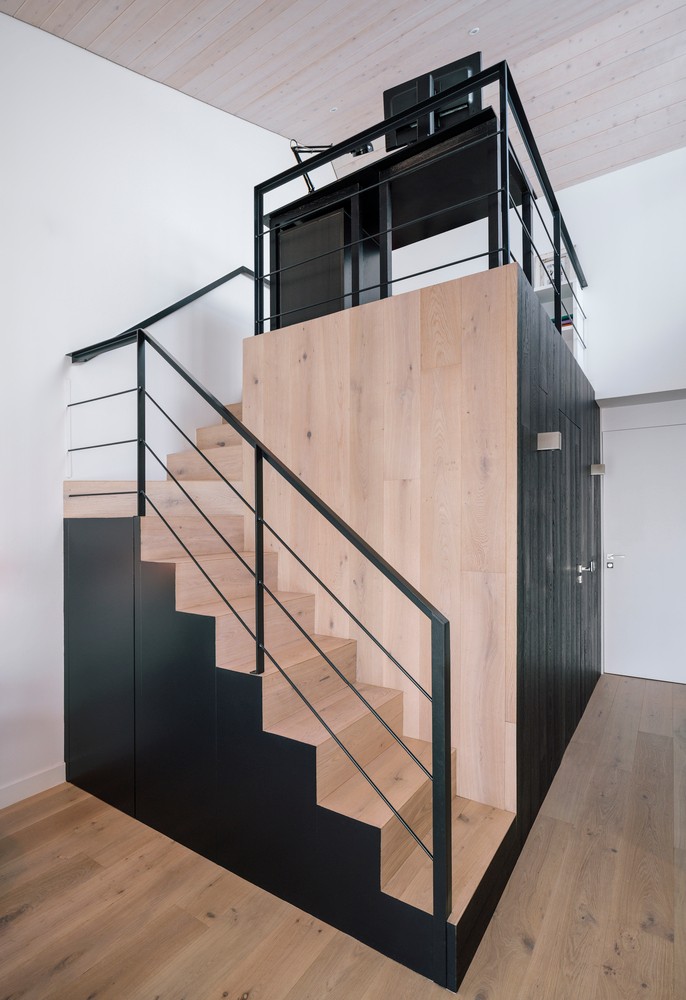 马德里锯齿形屋顶住宅-37