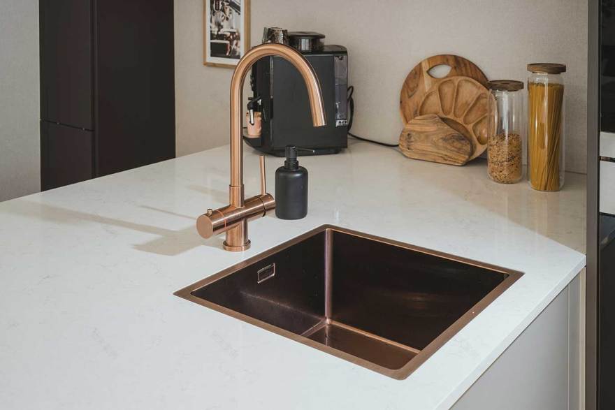 Velp带烹饪岛的厨房设计丨Avanti Keukens-34