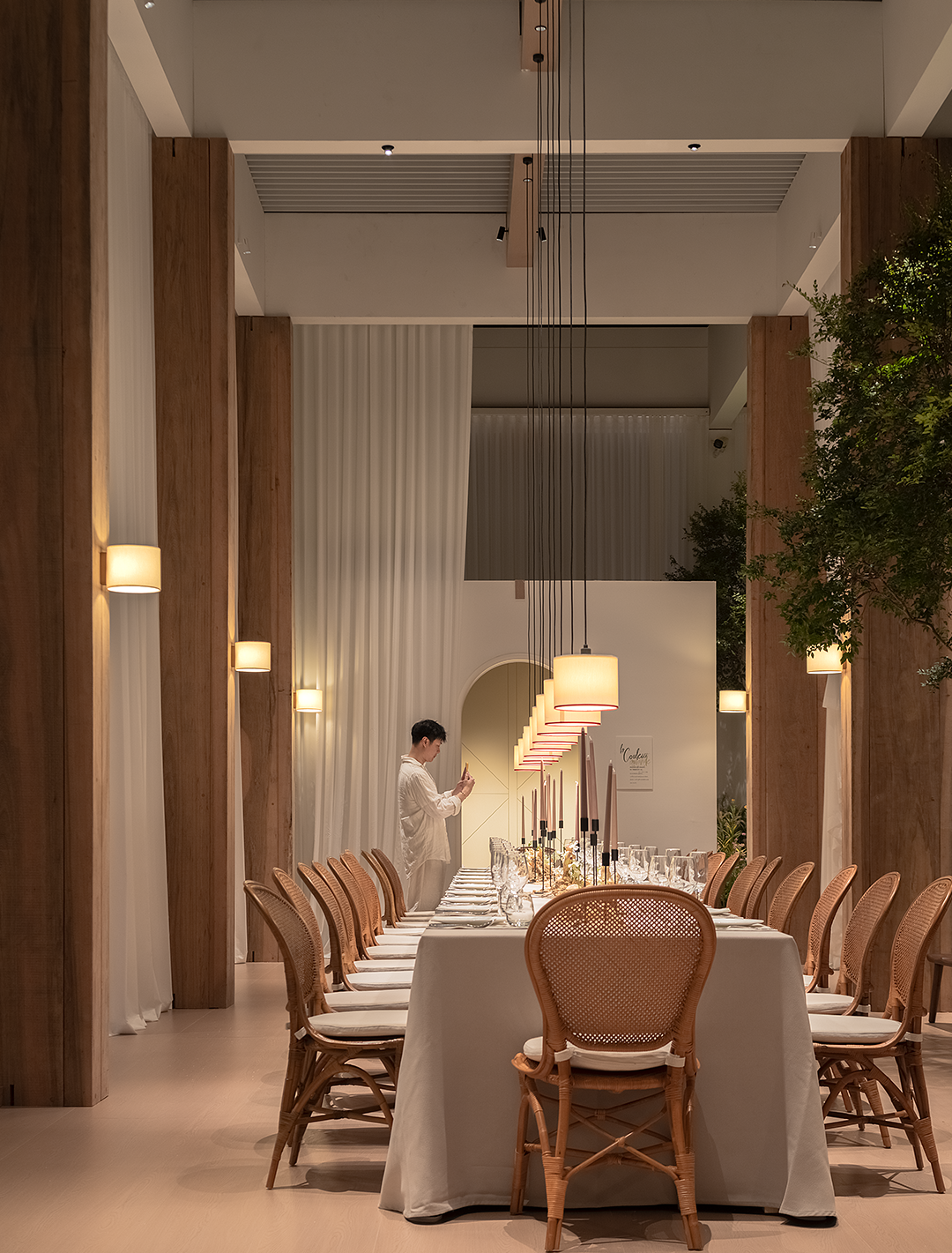 新作 · 赵睿 × 山石里予｜松弛的午后丨中国广州丨V2 纬图,OOD-110