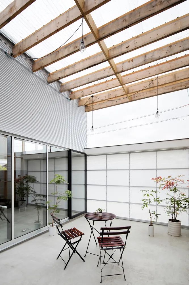 车库露台 · 独特半户外设计丨勾勾手设计网-18