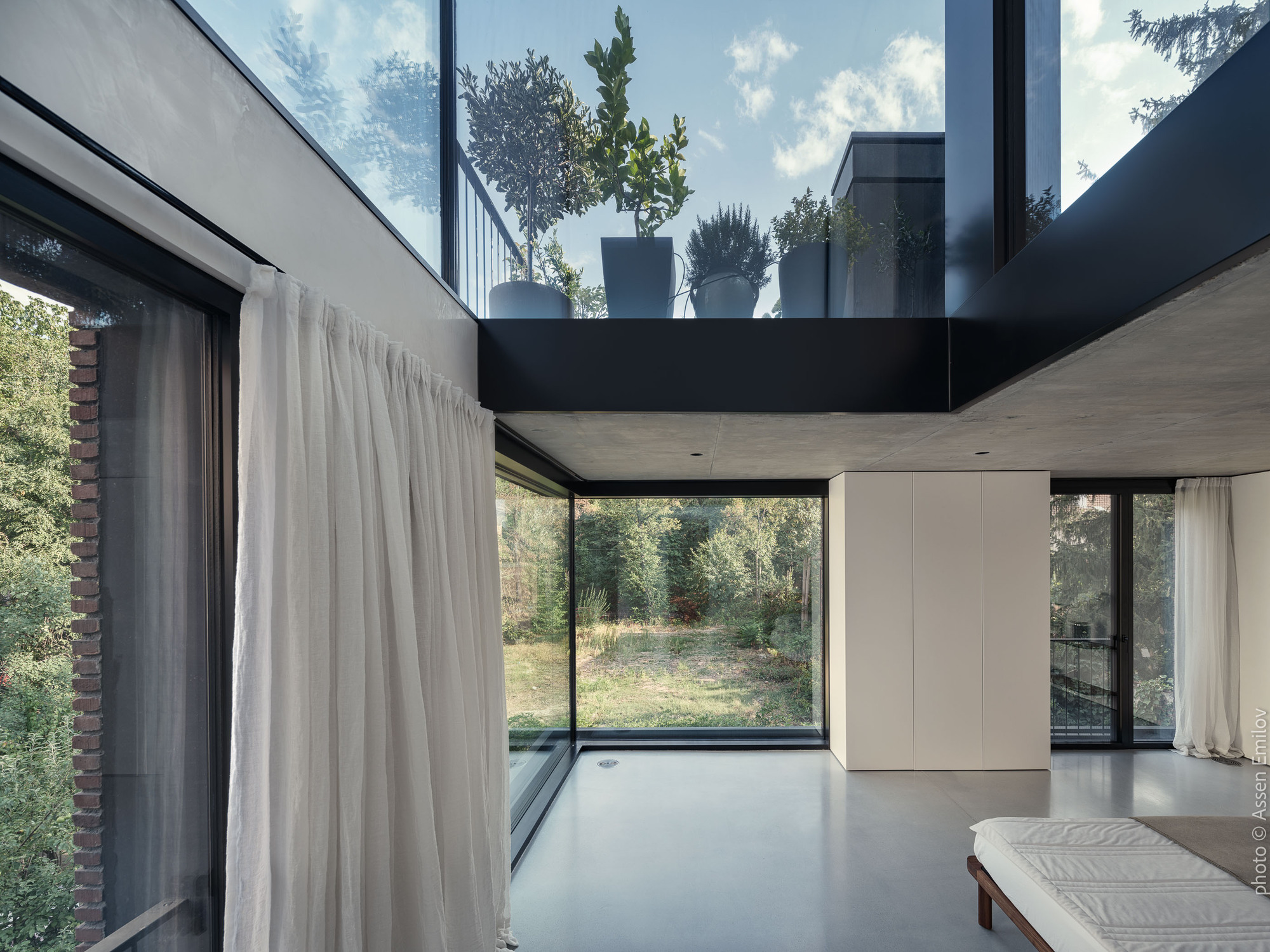 旭日草地之屋丨保加利亚丨I,O architects-17