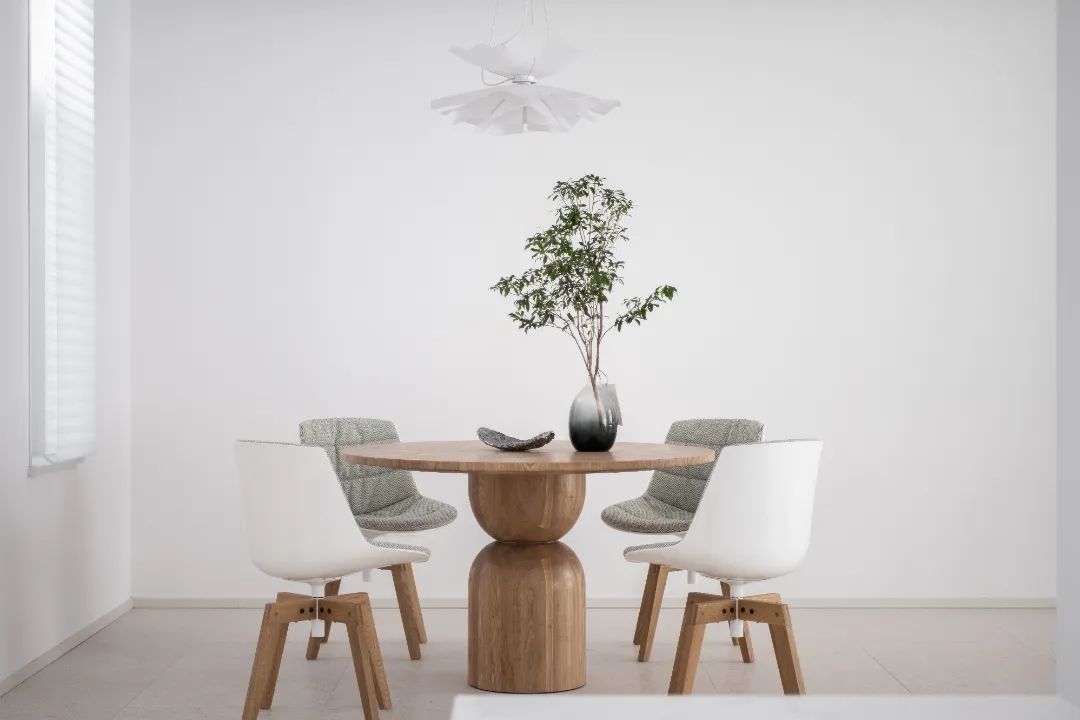 极简之上 · 上海 450㎡别墅的治愈力量丨中国上海丨尚层别墅装饰-32