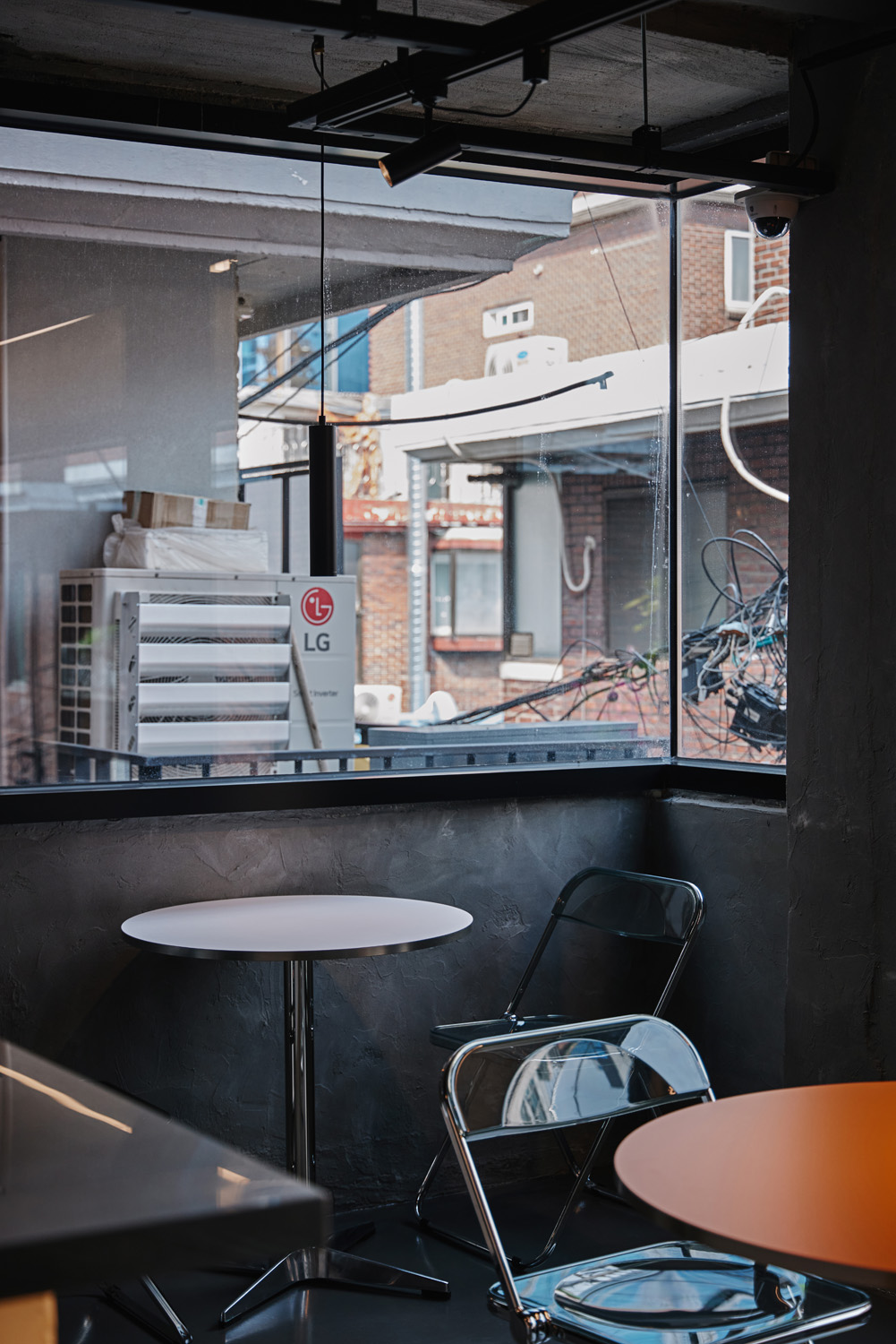 16 坪清新小酒馆，单价预算的室内设计佳作-14