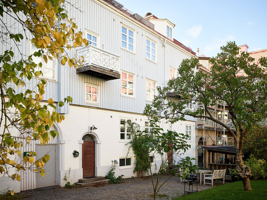 瑞典 38 平米温暖公寓,黑色与棕色调的完美融合-22