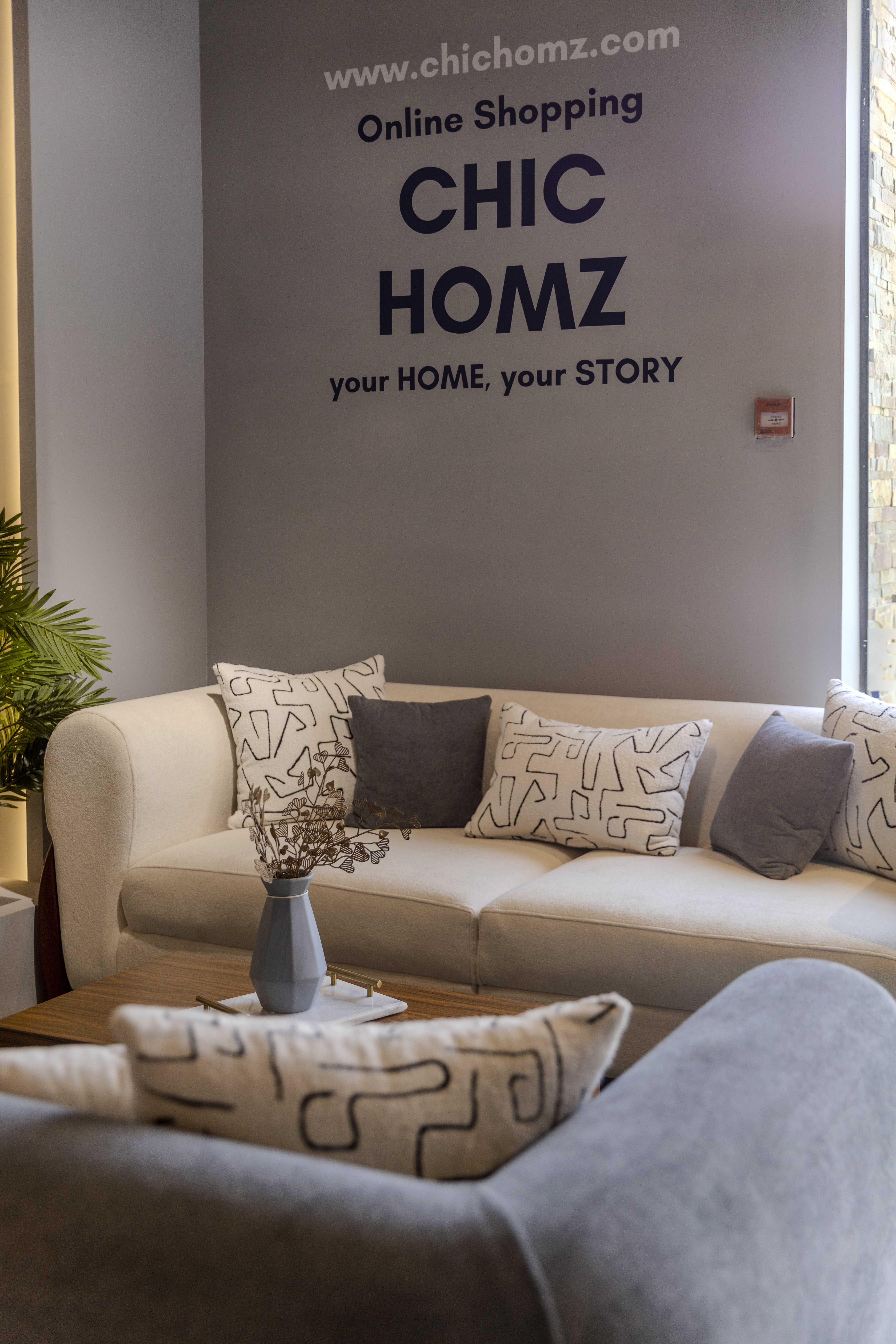 Furniture Showroom Design-2