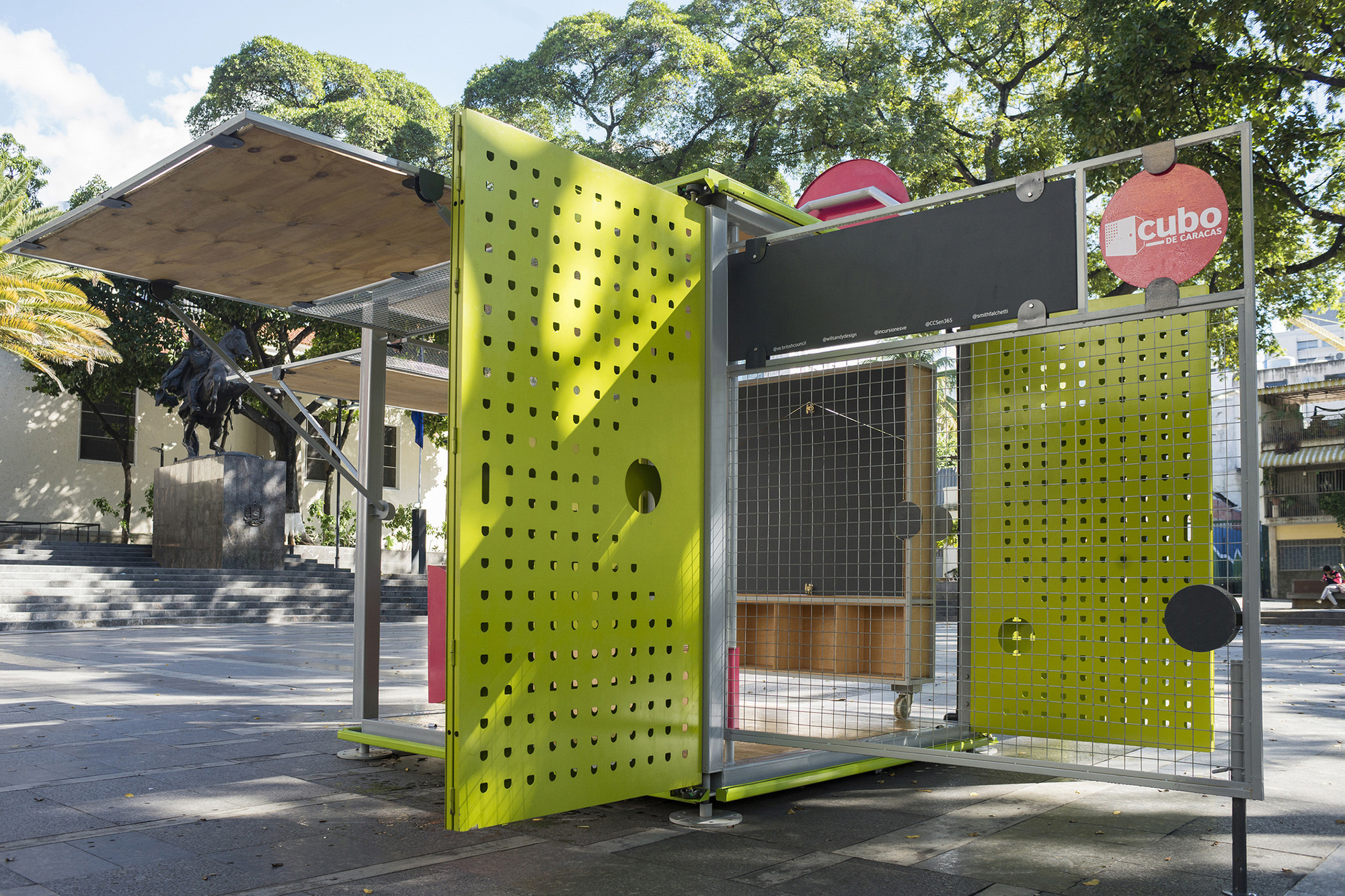 Installation: Catalyst Cube / Will Sandy Design Studio + Incursiones -15