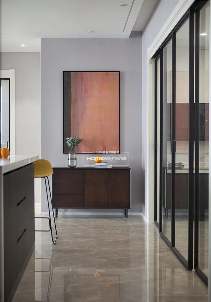 极简黑白灰的别墅设计,呈现高级感与舒适性-21