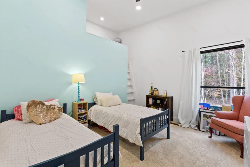 美国田纳西州查塔努加的现代宜居别墅-24