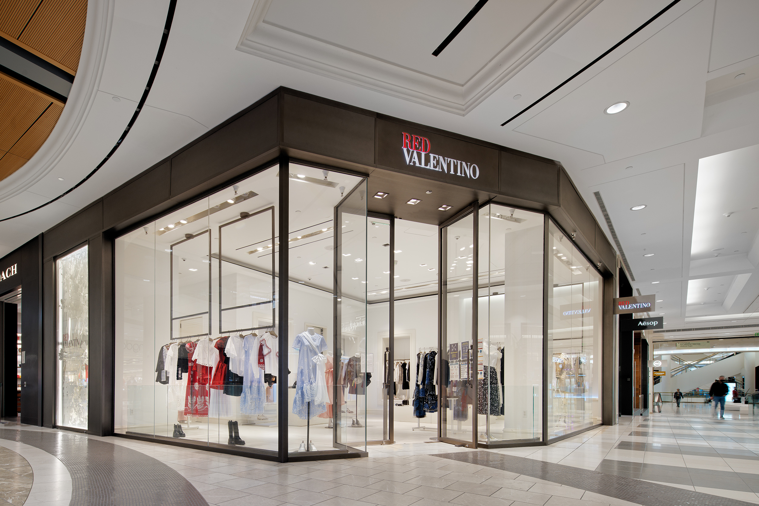 旧金山 Westfield 购物中心的室内设计亮点-15