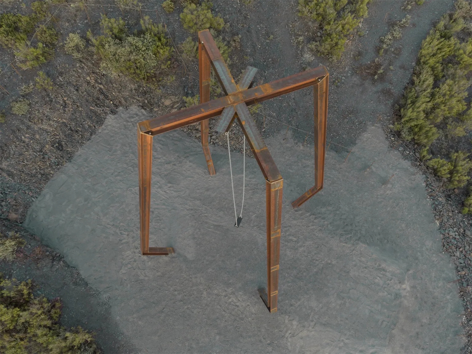 西班牙高山上的秋千-14