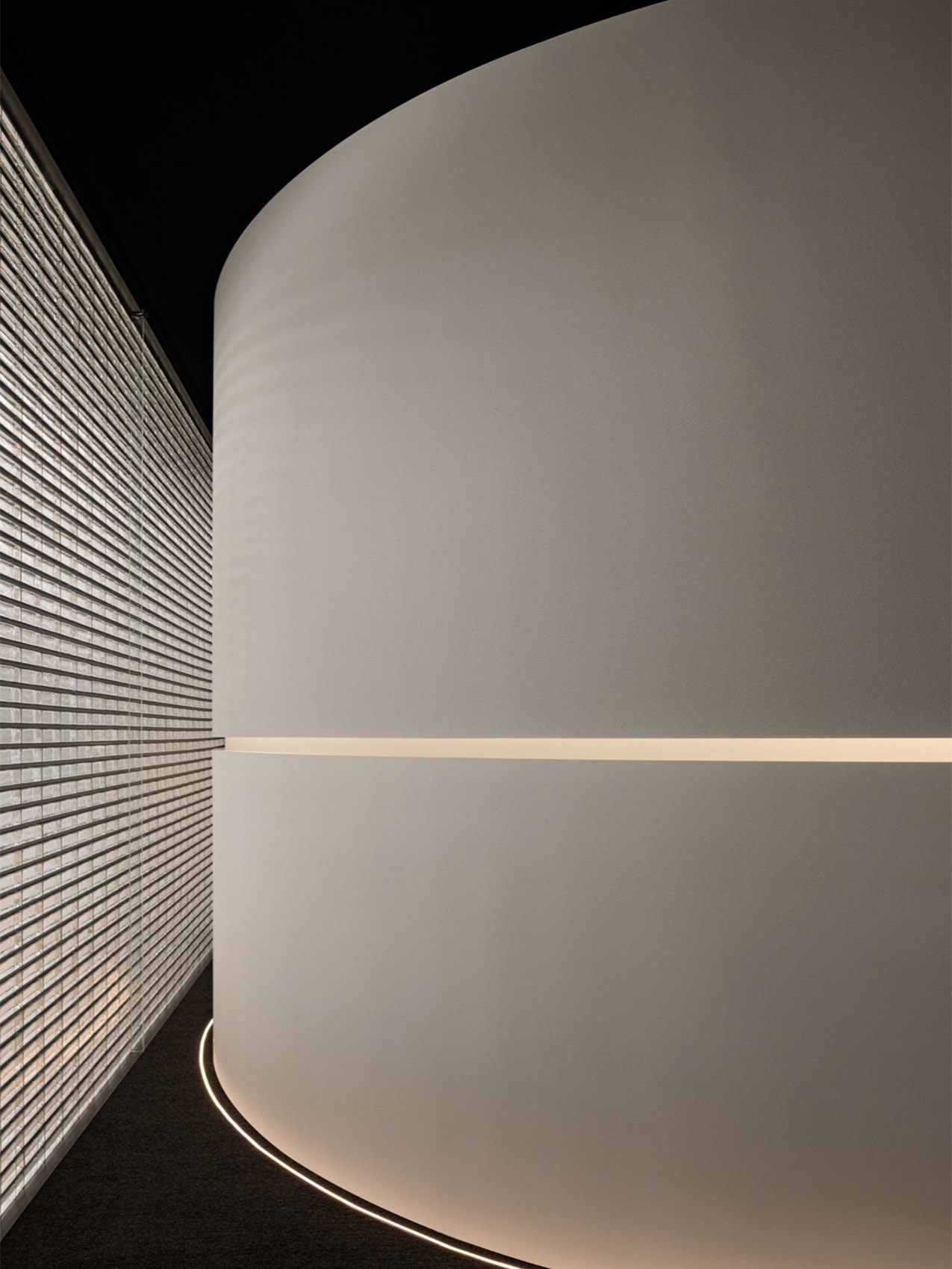 Undersky天空见灯光展厅丨中国中山丨加减智库设计事务所-17